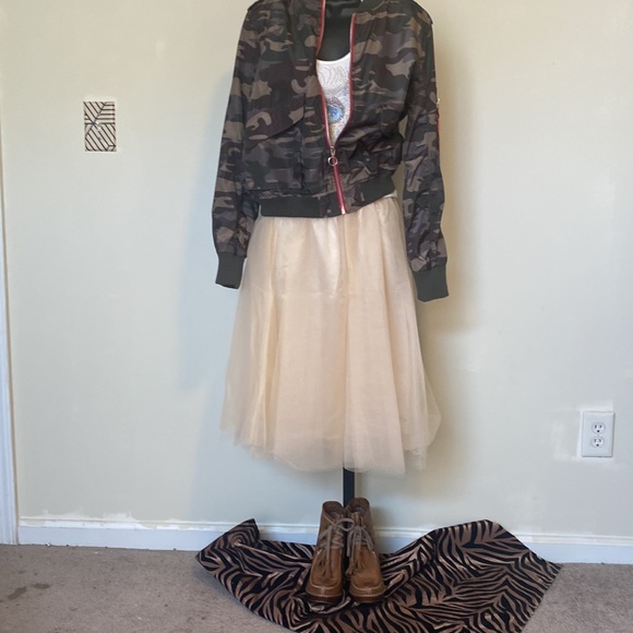 NWT WOMEN’S PRINCESS TUTU MIDI KNEE LENGTH SKIRT - Picture 9 of 9